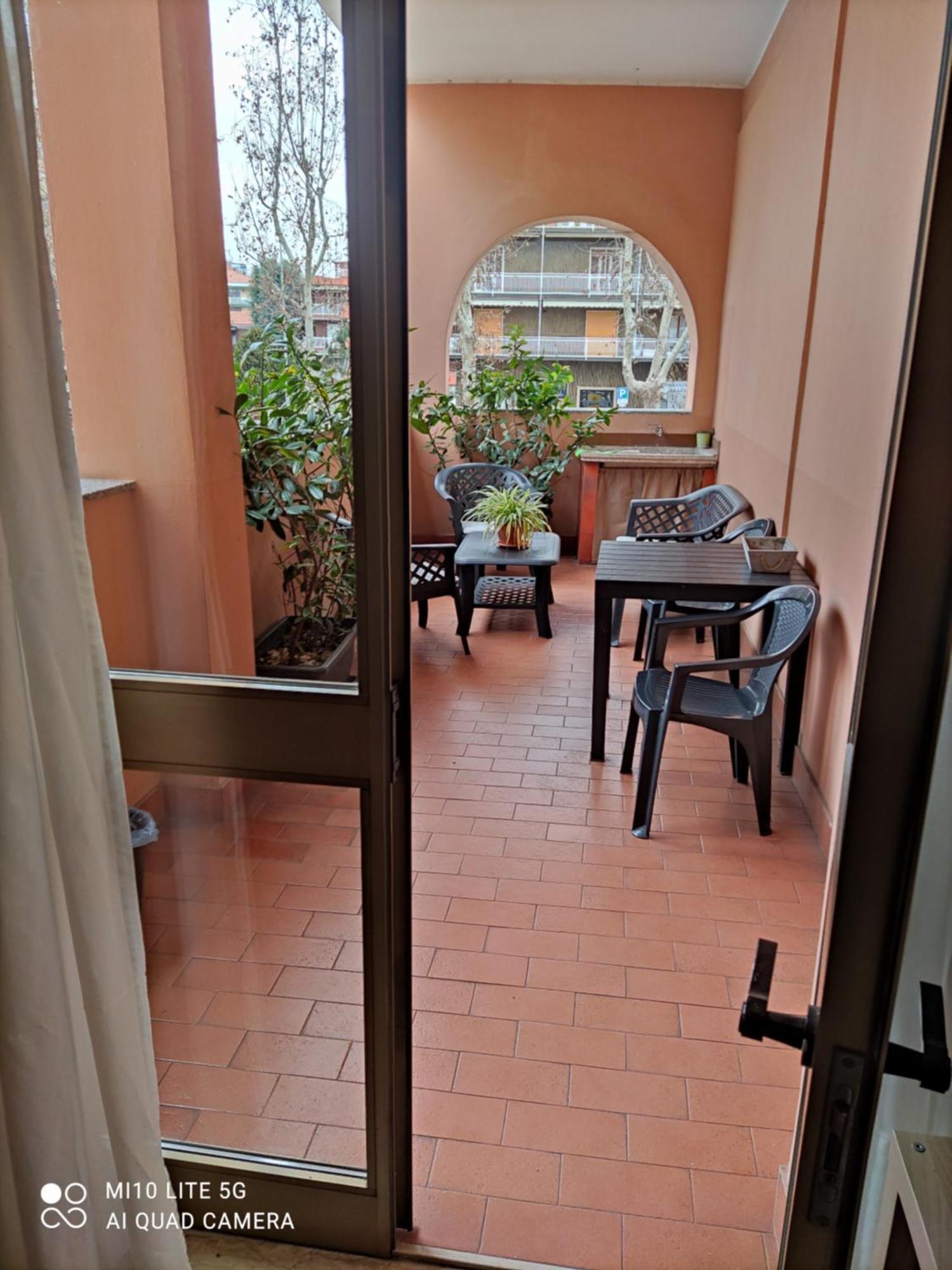 Hostal D'Annunzio House Чезано-Босконе Экстерьер фото