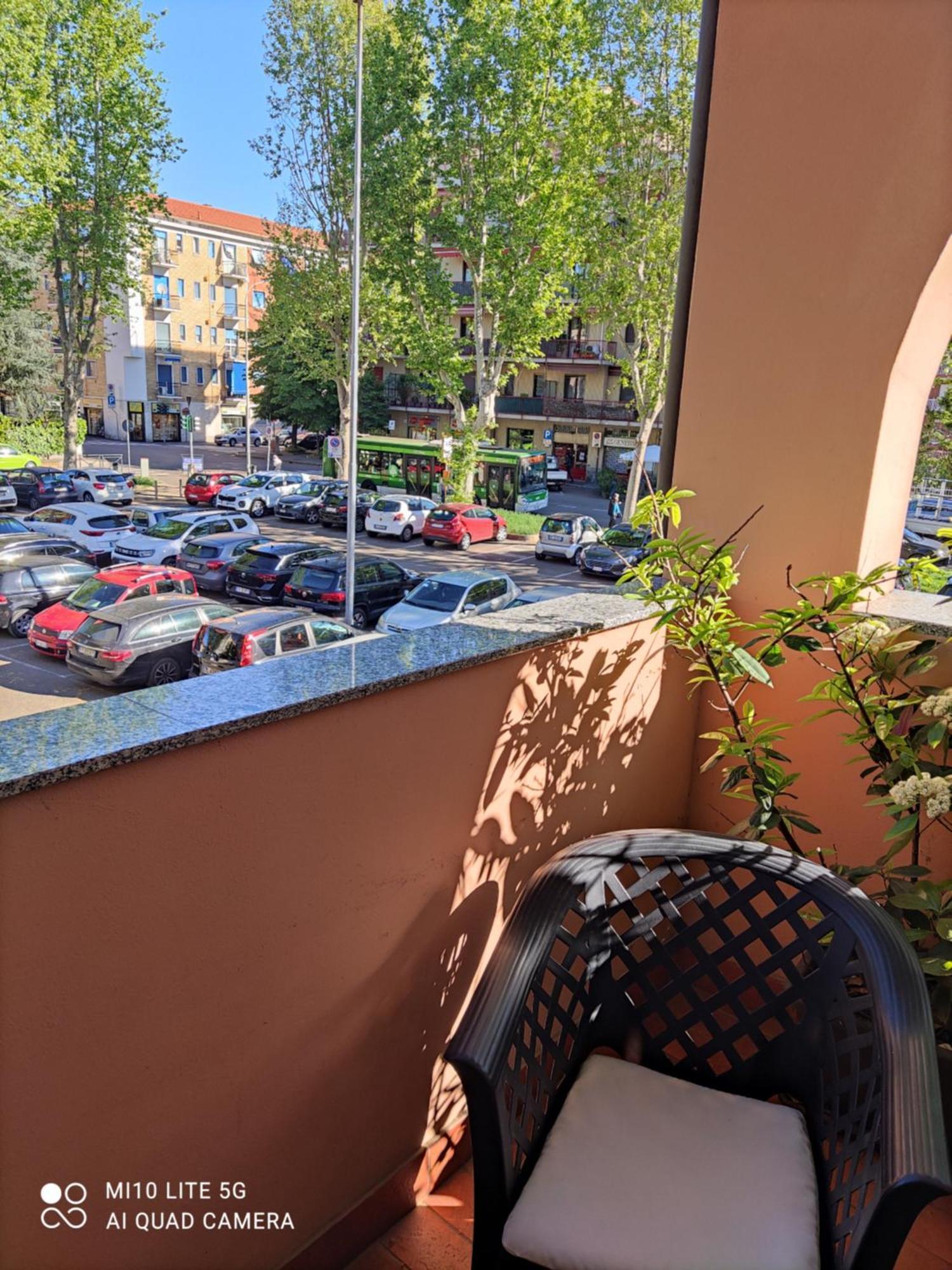 Hostal D'Annunzio House Чезано-Босконе Экстерьер фото