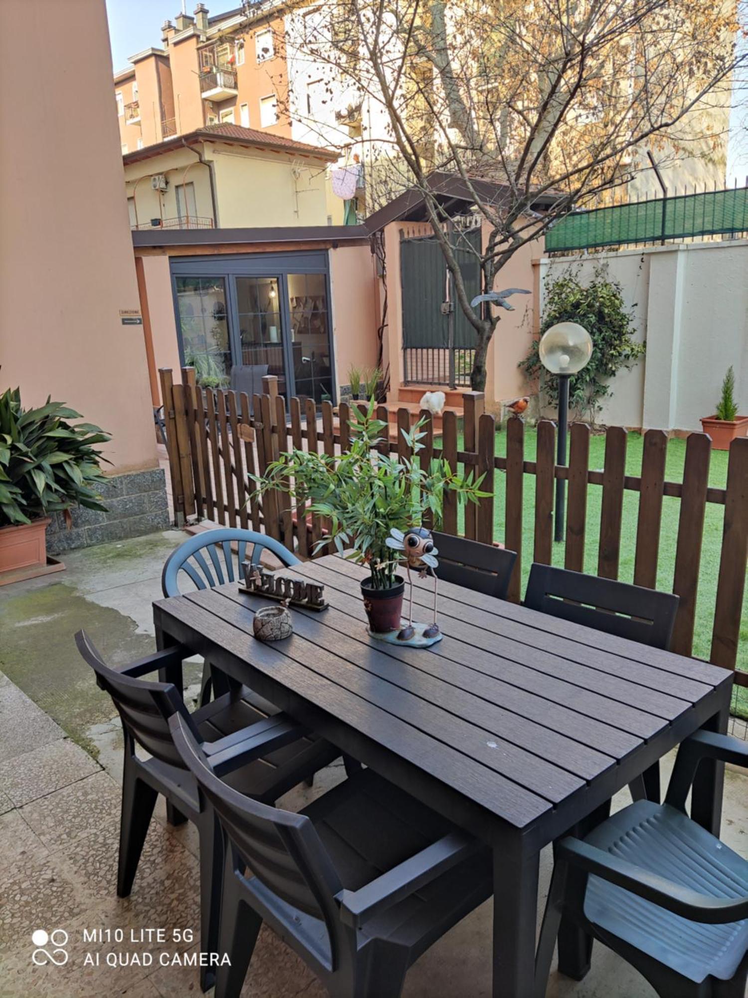 Hostal D'Annunzio House Чезано-Босконе Экстерьер фото